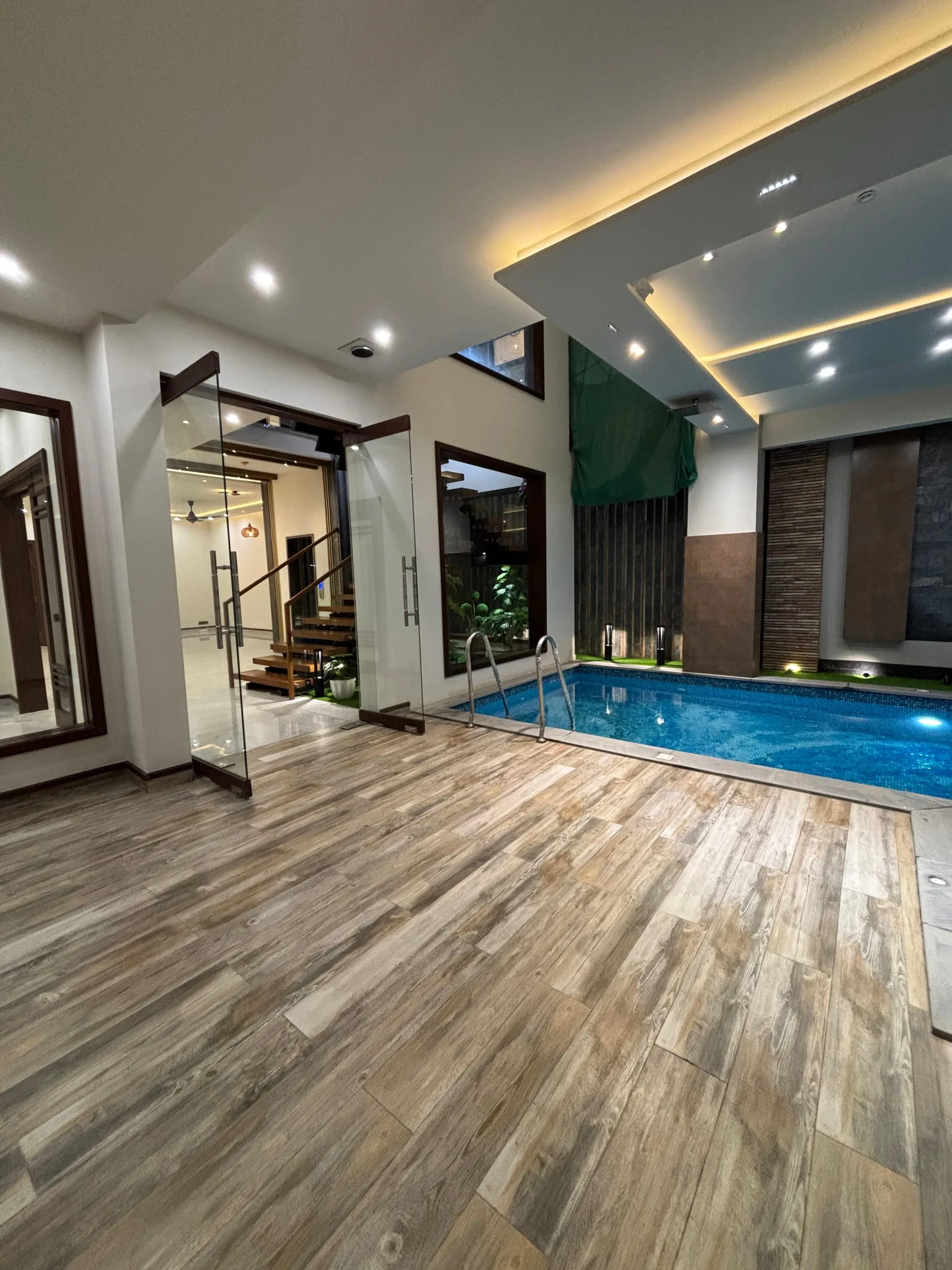 500 Yards House for Sale in Phase 8