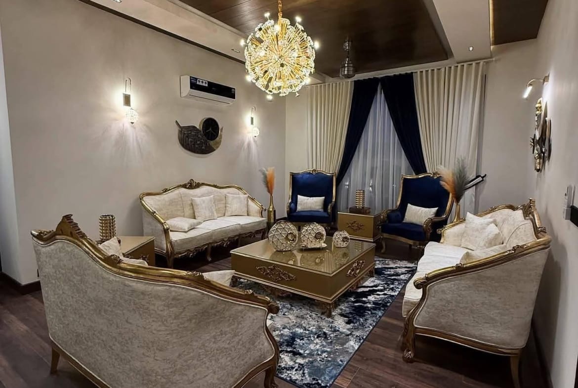 666 yards house for sale in Phase 8 DHA Karachi