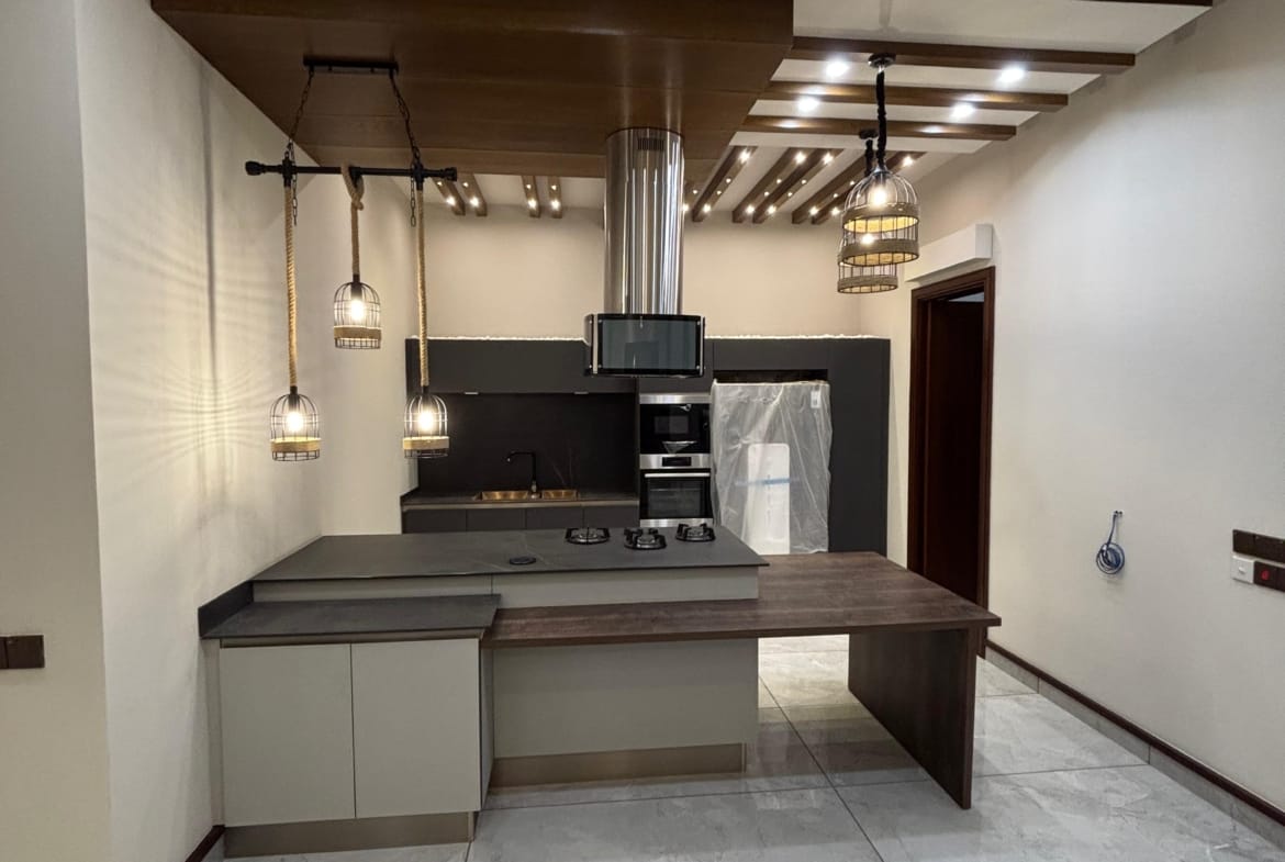 500 Yards House for Sale in Phase 8