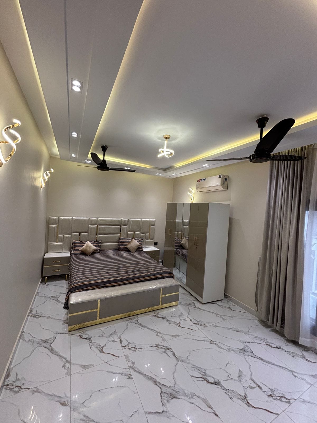 500 Yards House for Sale in DHA Phase 6 Karachi