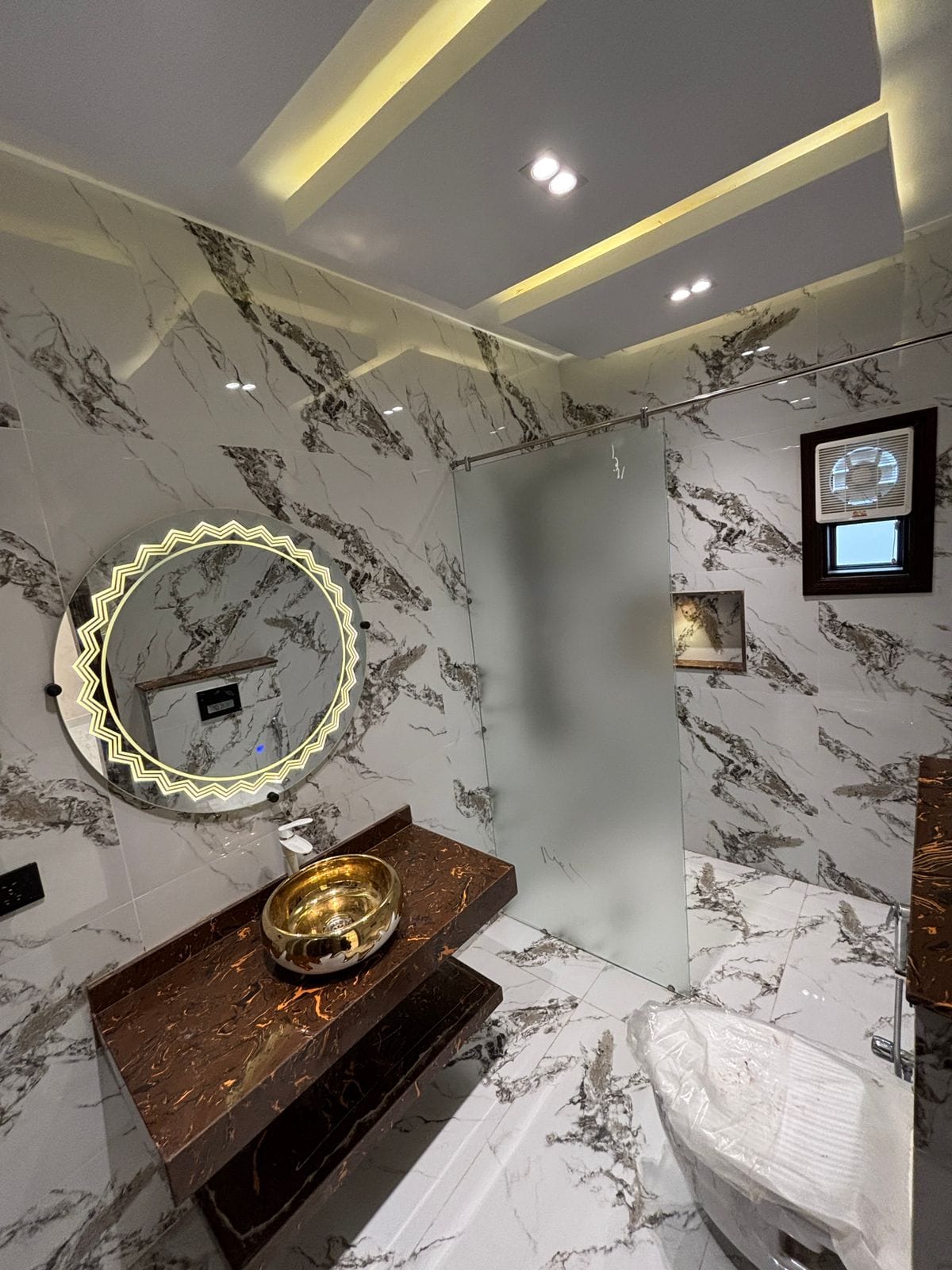 500 Yards House for Sale in DHA Phase 6 Karachi