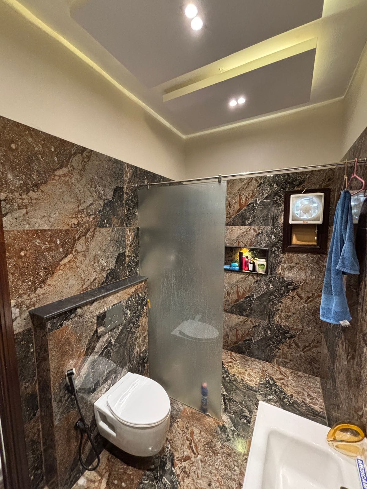 500 Yards House for Sale in DHA Phase 6 Karachi