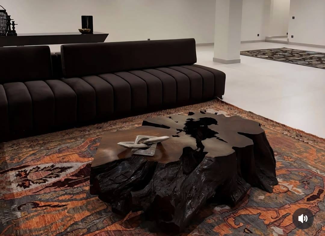 1000 Yards House for Sale in Phase 8 DHA Karachi