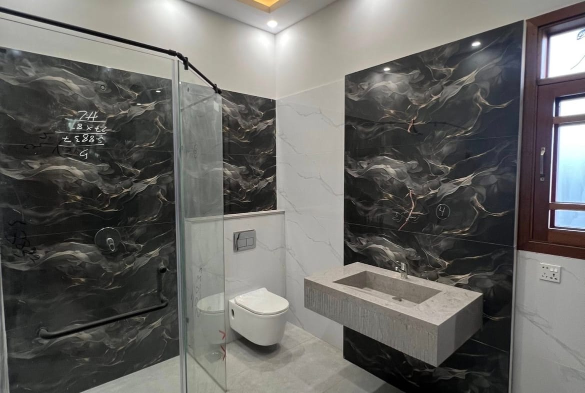 300 yards bungalow for sale