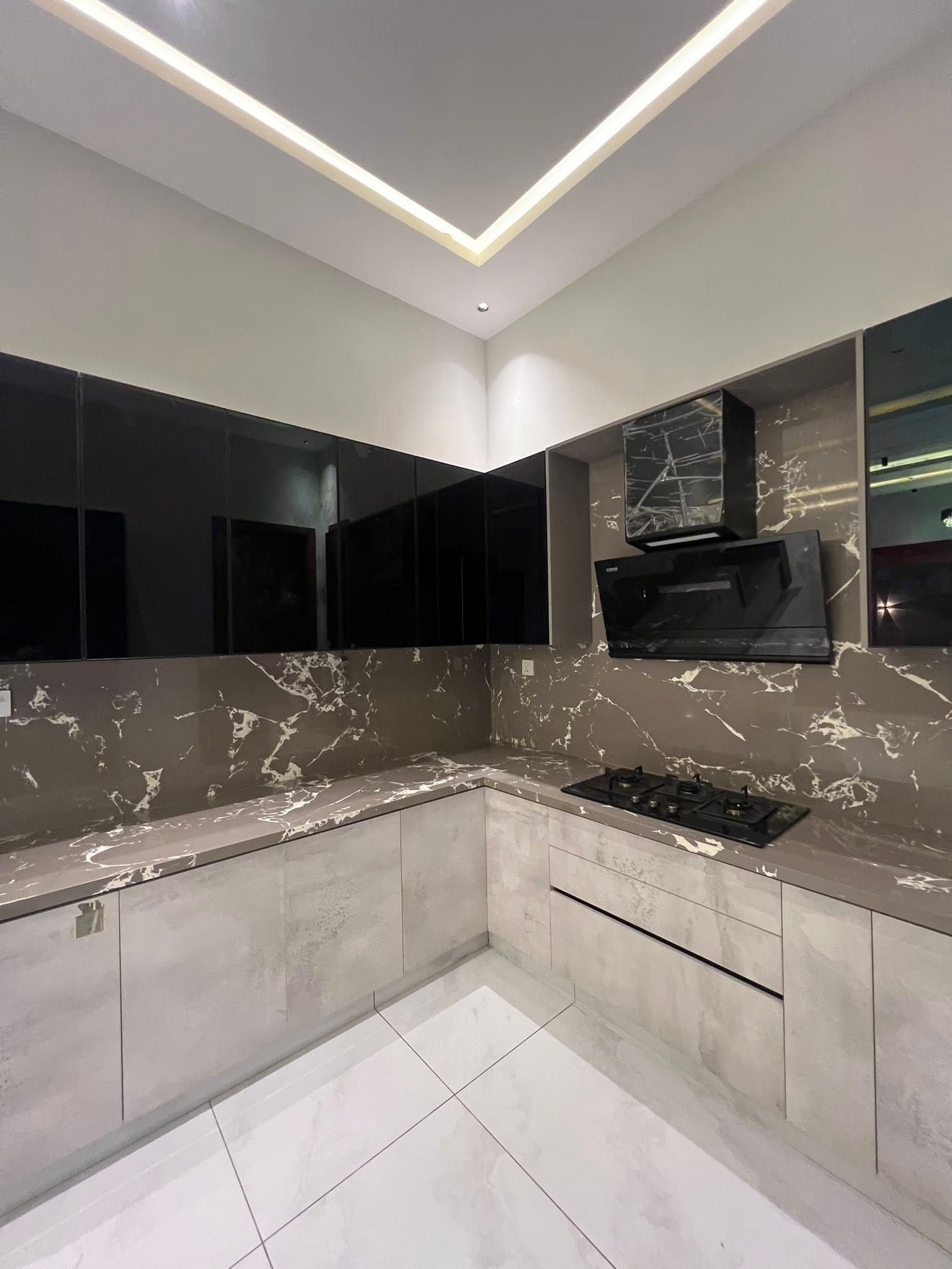 300 yards bungalow for sale