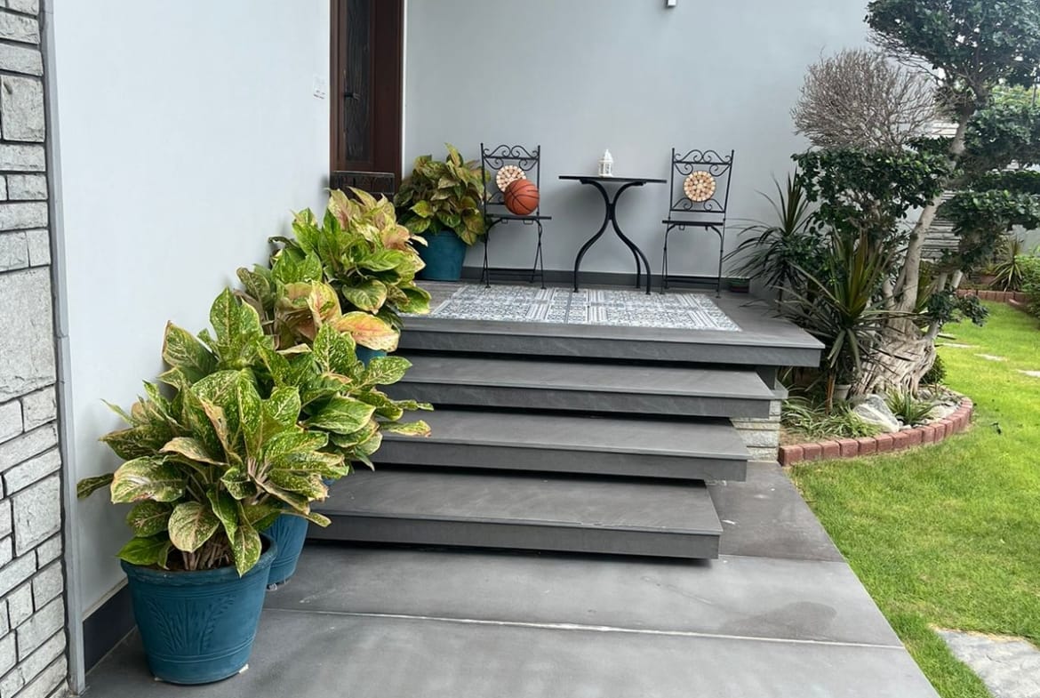 Bungalow for Sale – Phase 8