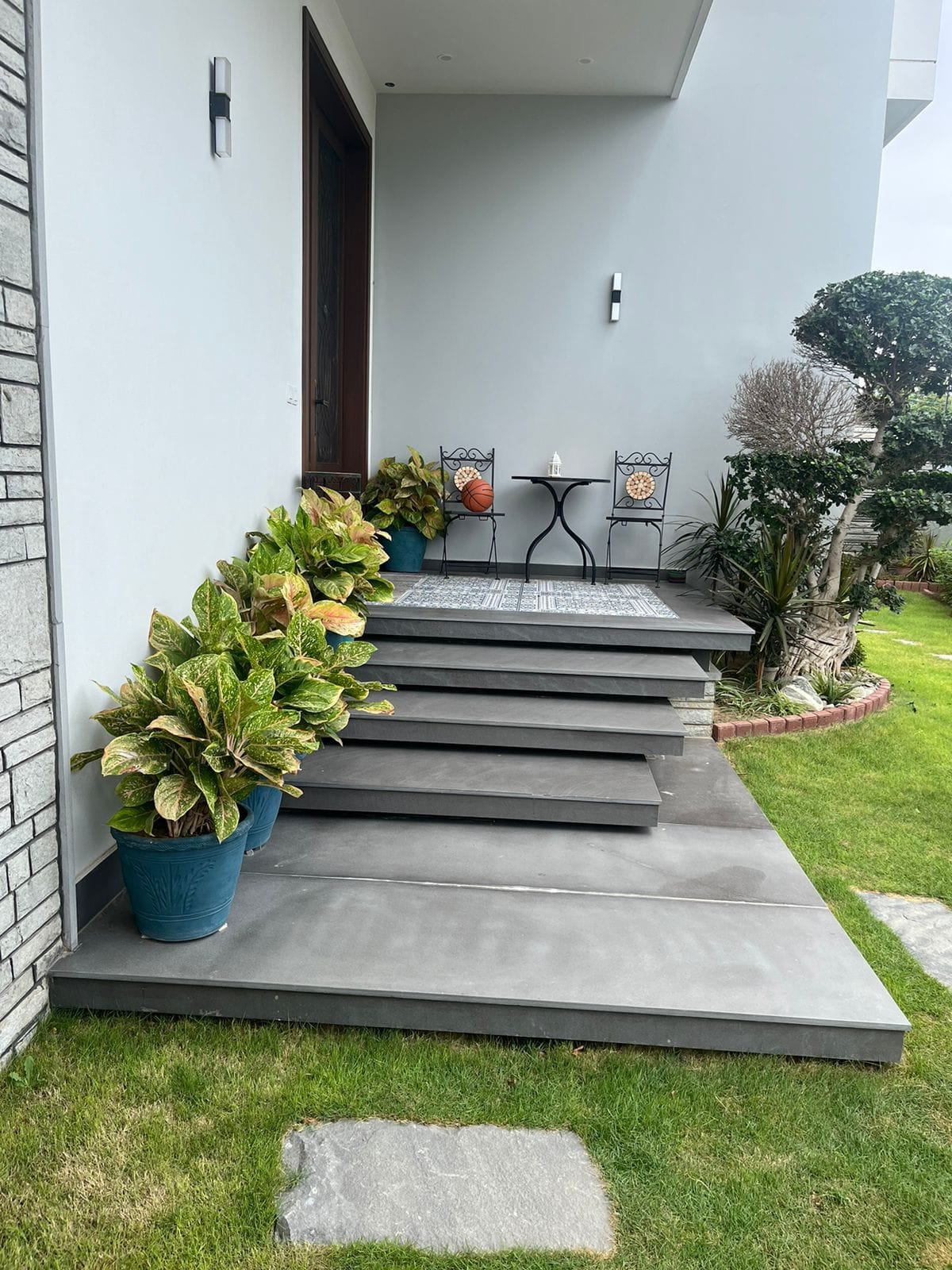 Bungalow for Sale – Phase 8