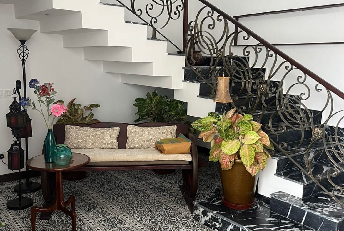 Bungalow for Sale – Phase 8