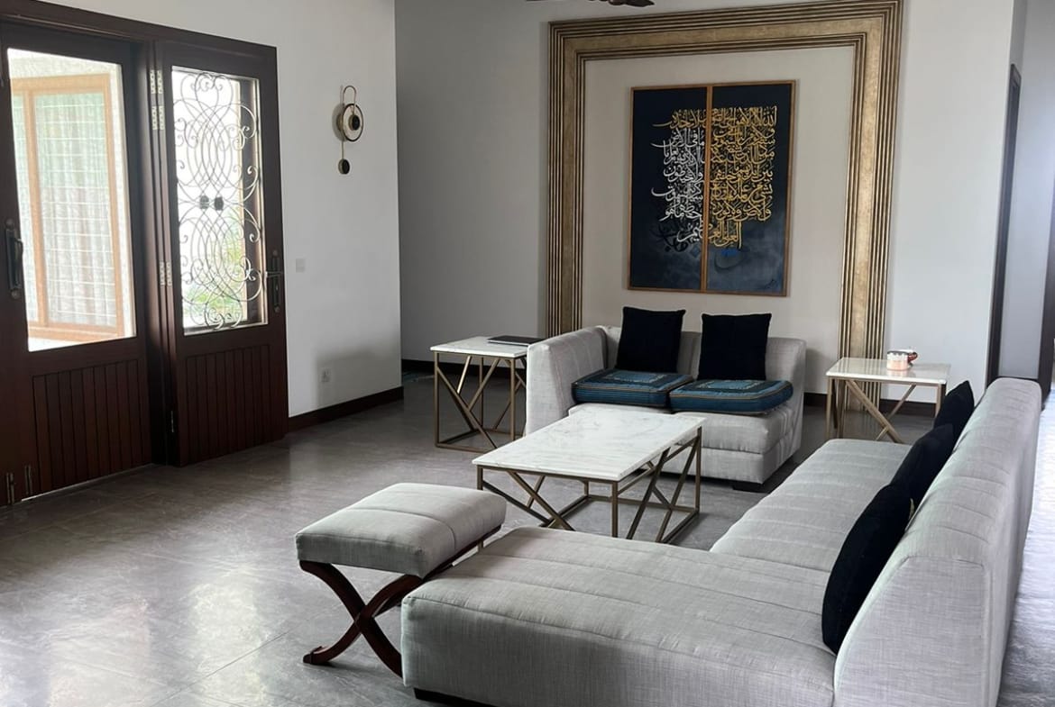 Bungalow for Sale – Phase 8