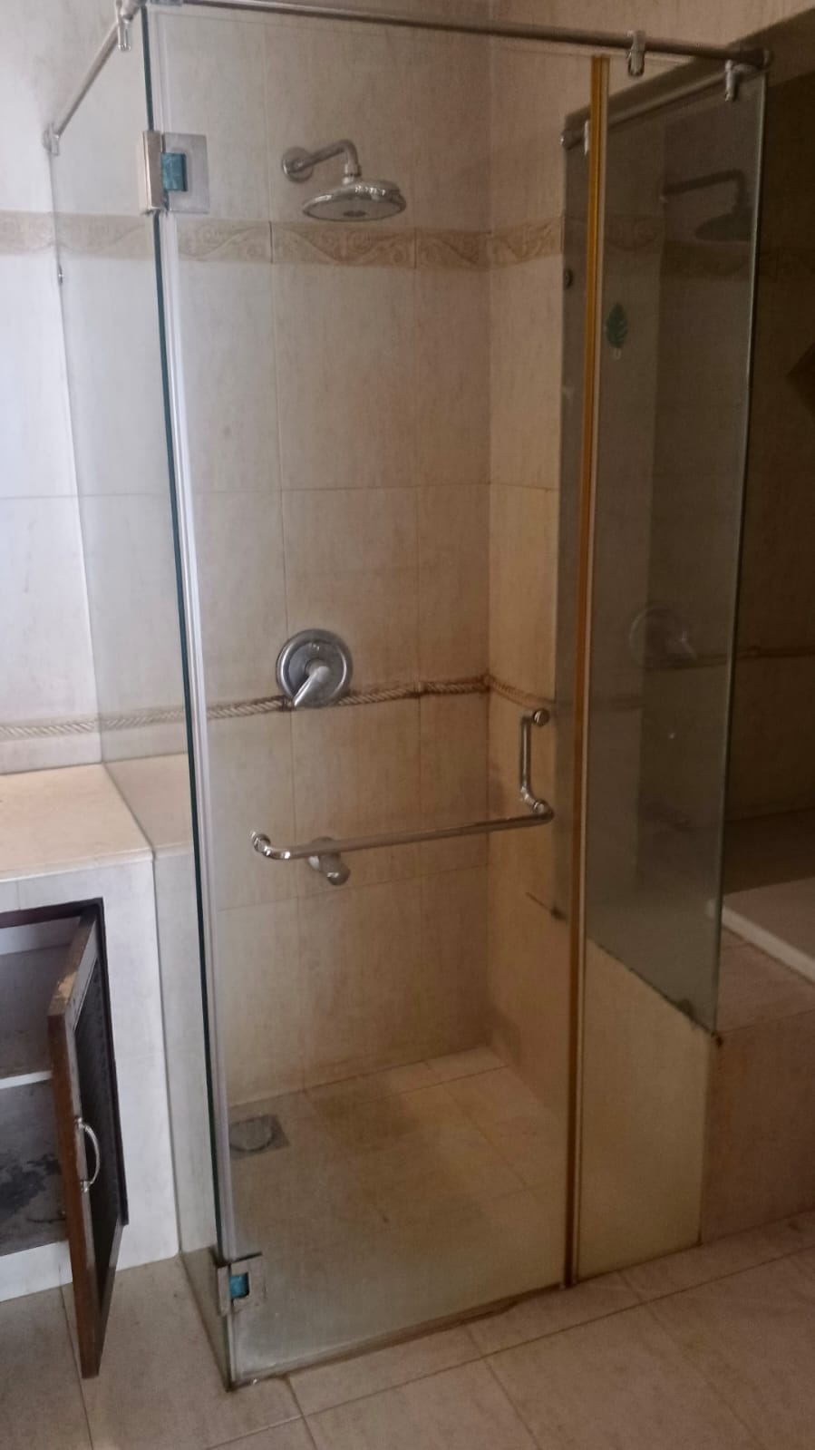 IMG-20250910-WA0112 Corner house for sale in Phase 2 DHA Karachi