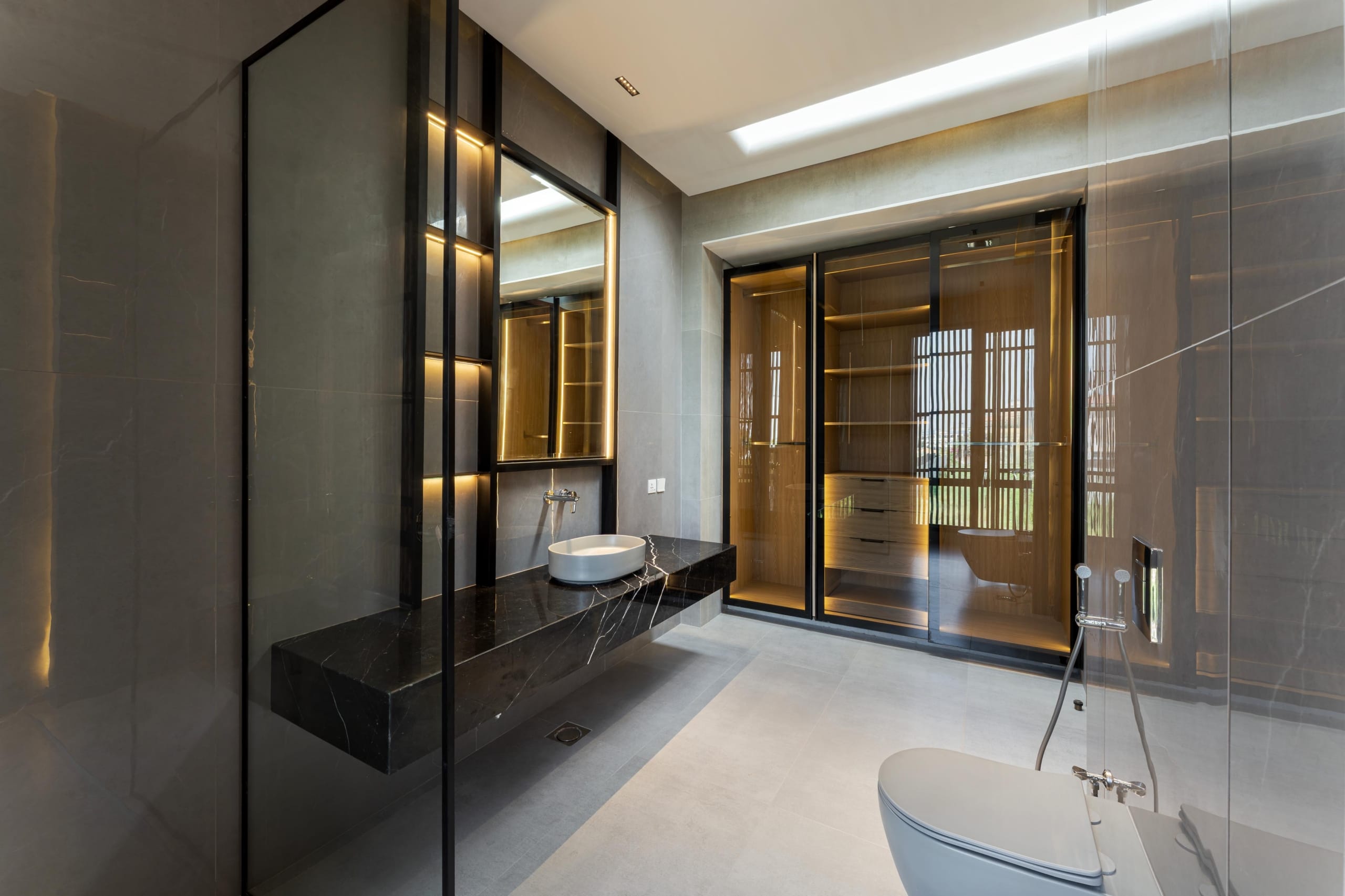 666 Yards luxurious house for sale in Phase 8