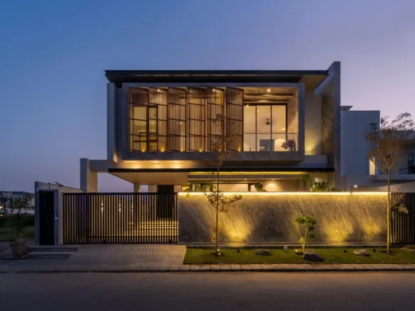 666 Yards luxurious house for sale in Phase 8 exterior view