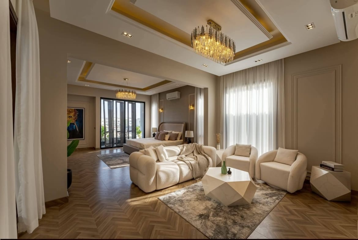 Luxurious bungalow for sale in phase 8