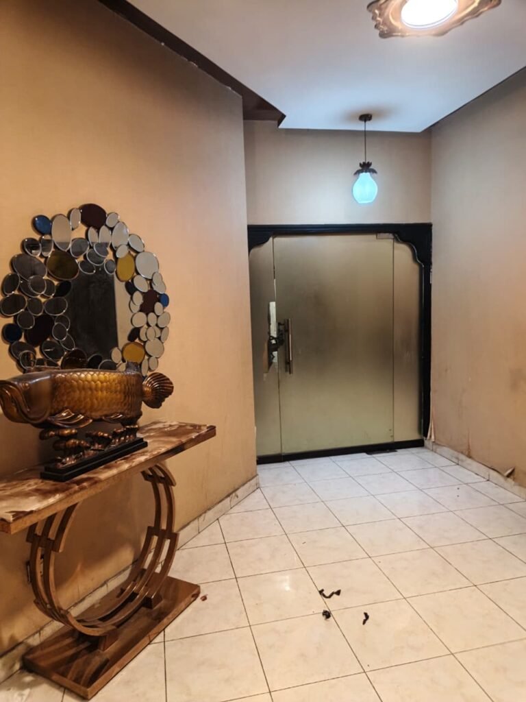 500 Sq Yards House for Sale in Phase 6, DHA Karachi — property photo 3