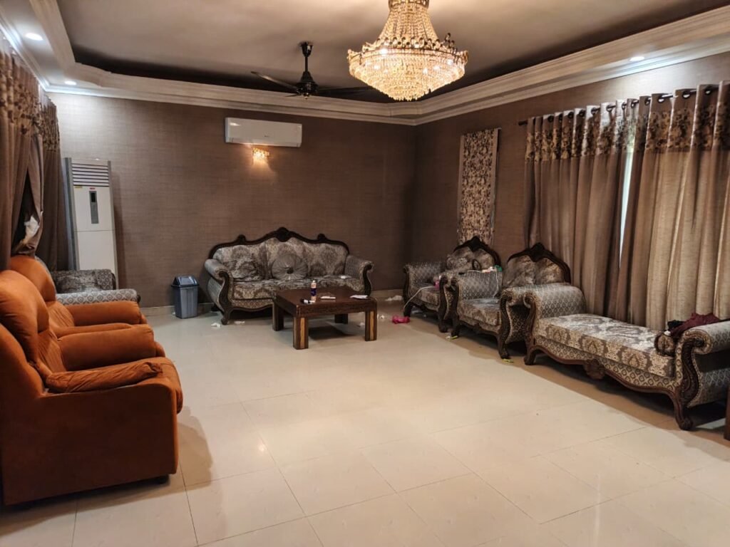 500 Sq Yards House for Sale in Phase 6, DHA Karachi — property photo 2