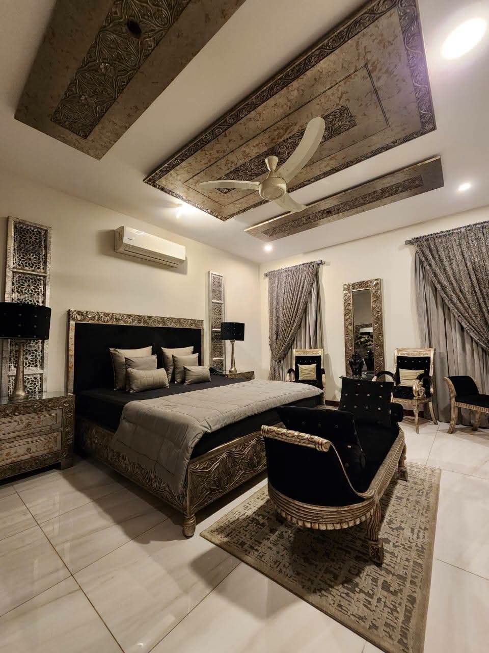 1000 Sq-yards Home for Sale in Phase 8, DHA Karachi