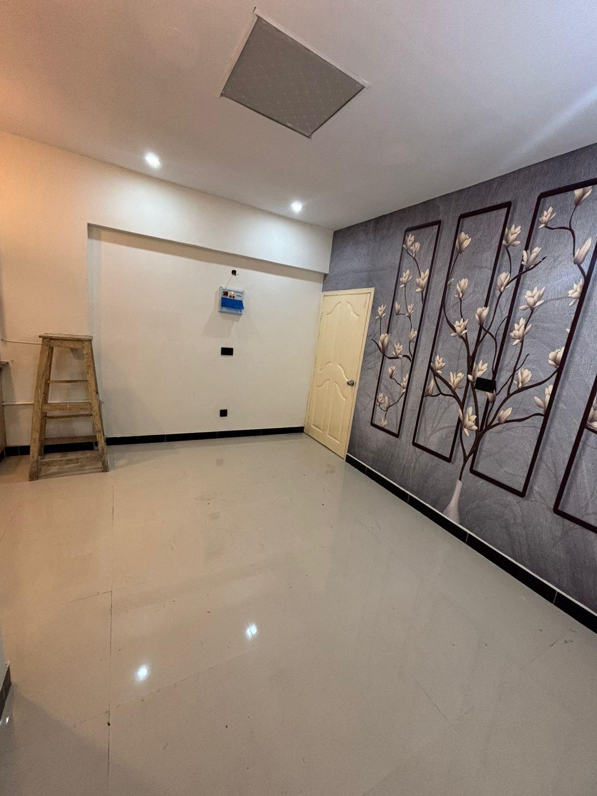 500 Sq Ft Apartment for Sale in Phase 6, DHA Karachi