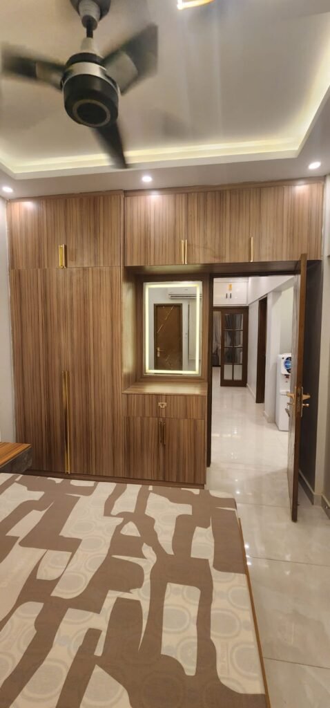1,200 Sq Ft Apartment for Sale in Phase 6, DHA Karachi — property photo 3