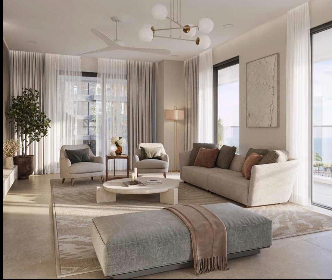 2,400 Sq Ft Apartment for Sale in Phase 8, DHA Karachi — property photo 4
