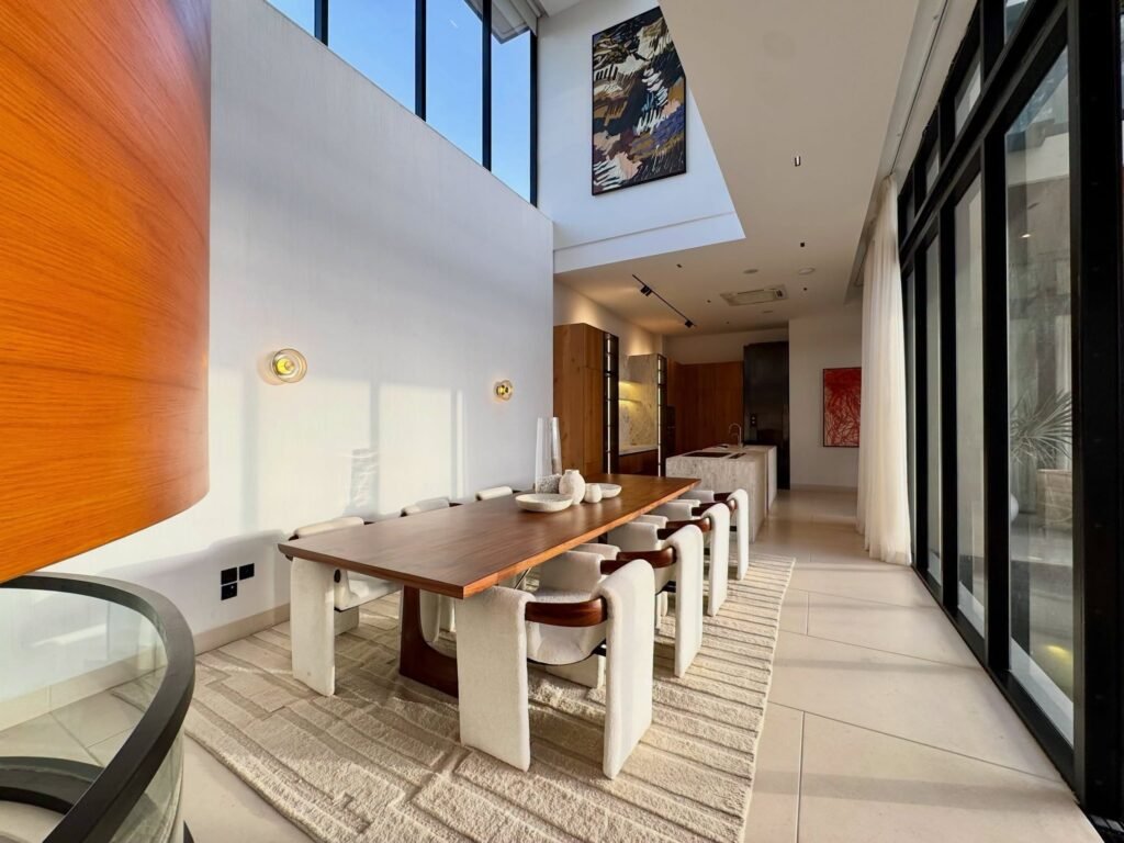 666 Sq Yards House for Sale in Phase 8, DHA Karachi