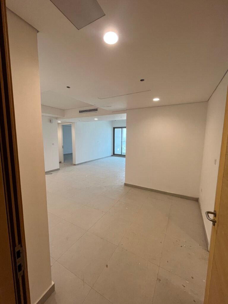 CHANCE DEAL | 2-BEDROOM CITY-VIEW APARTMENT | PANORAMA EMAAR — property photo 2