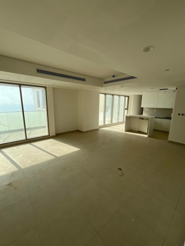 RARE OPPORTUNITY | 3-BEDROOM HIGHER-FLOOR SEA-FACING APARTMENT | PANORAMA EMAAR OCEANFRONT, DHA PHASE 8, KARACHI — property photo 5