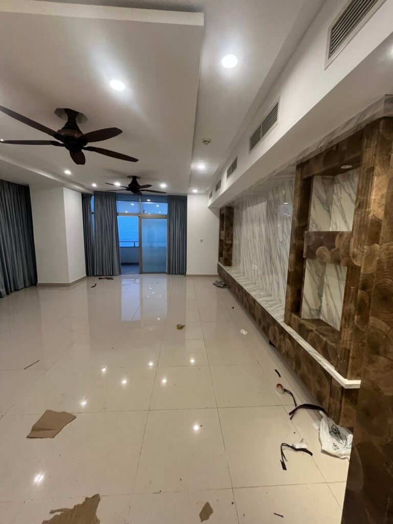 CHANCE DEAL | Spacious 3-Bedroom Apartment At Reef Tower 1, Emaar Oceanfront — property photo 5