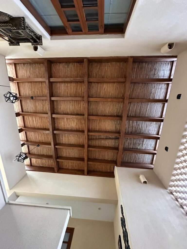 600 Sq Yards House for Sale in Phase 8, DHA Karachi — property photo 3