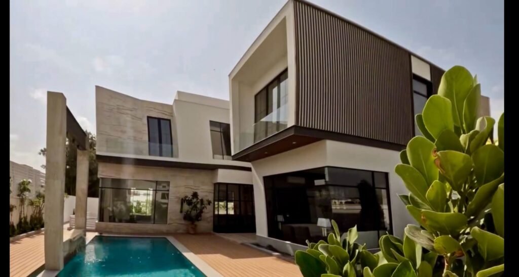 1000 Sq Yards Architect Designed House for Sale in Phase 8, DHA Karachi