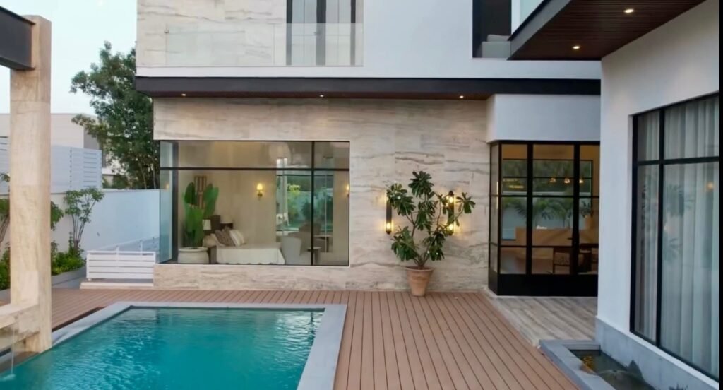 1000 Sq Yards Architect Designed House for Sale in Phase 8, DHA Karachi — property photo 5