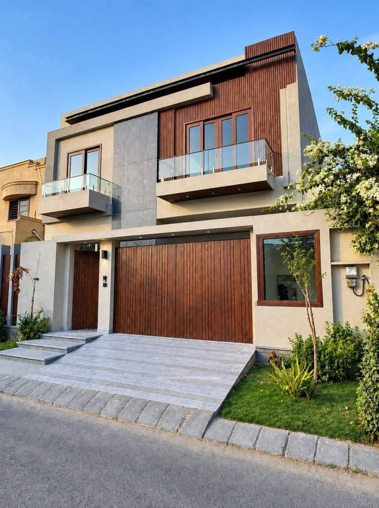 500 Sq Yards House for Sale in Phase 8, DHA Karachi