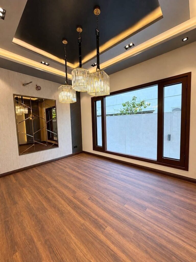 500 Sq Yards House for Sale in Phase 8, DHA Karachi — property photo 3
